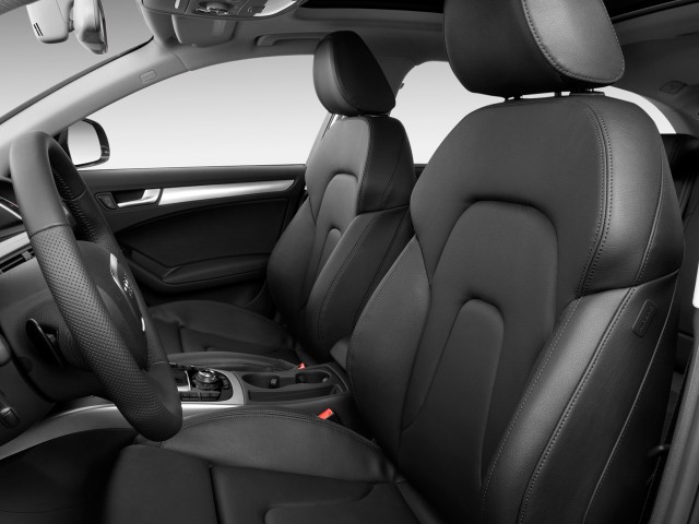 Third Photo Audi A4 2010